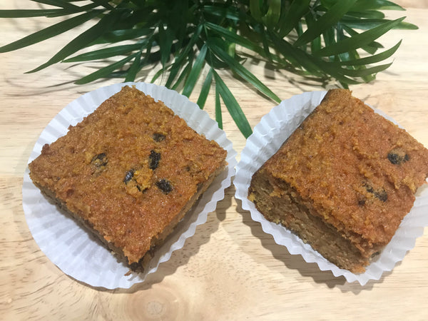 Paleo Carrot Cake Bars