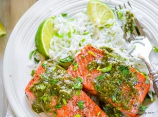 Salmon with Roasted Salsa Verde